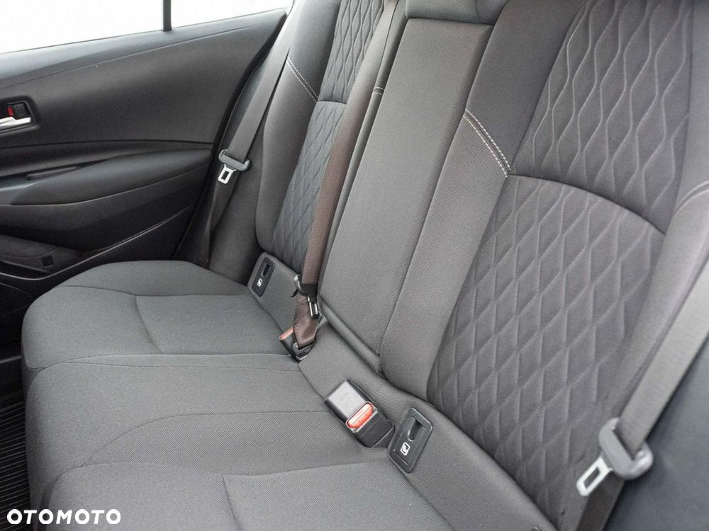 Toyota Corolla 1.5 Comfort - 23