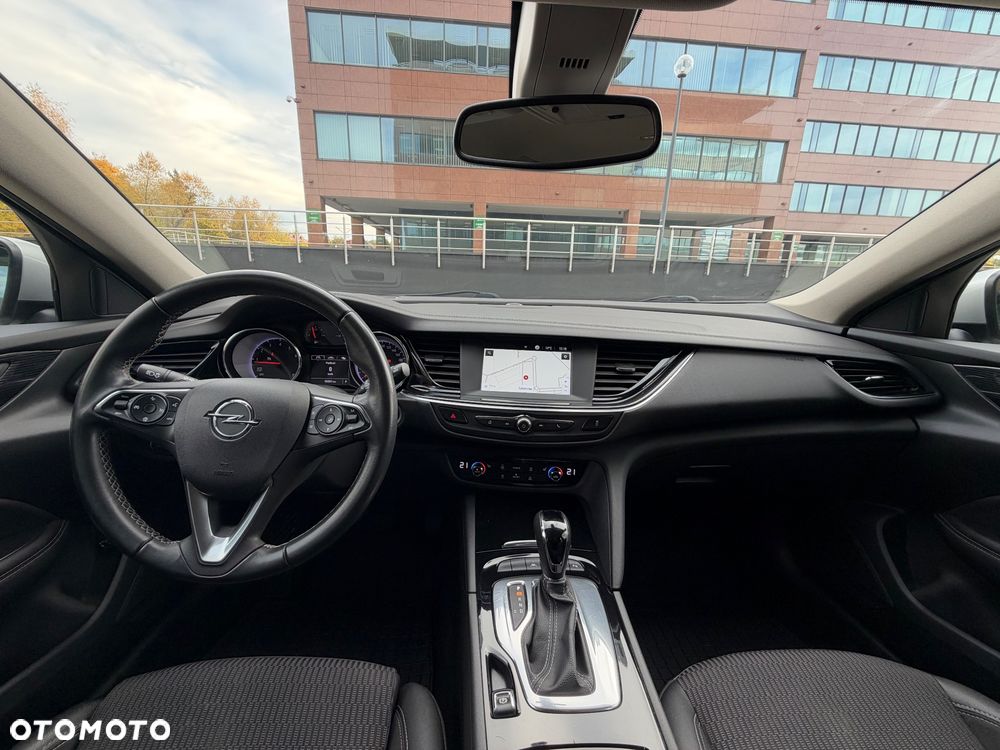 Opel Insignia 1.5 T Innovation S&S - 10