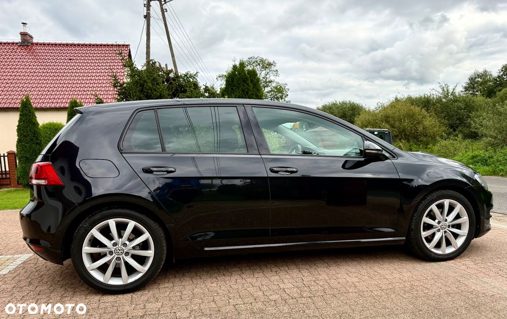 Volkswagen Golf - 11