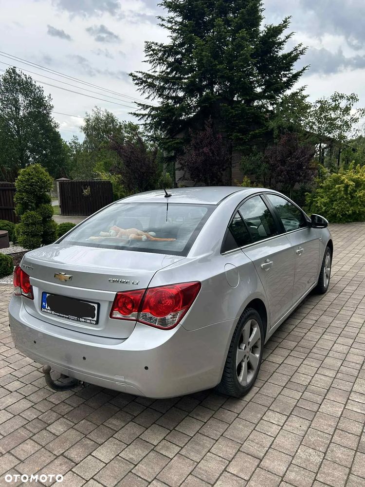 Chevrolet Cruze 1.8 LS - 15