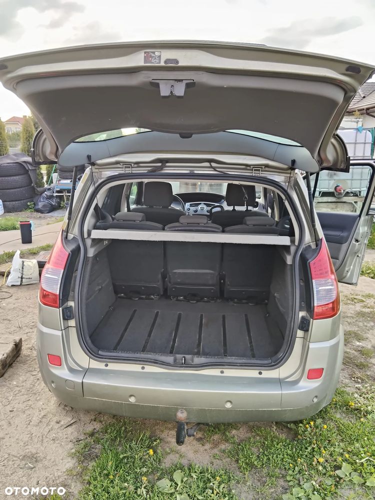 Renault Scenic - 9