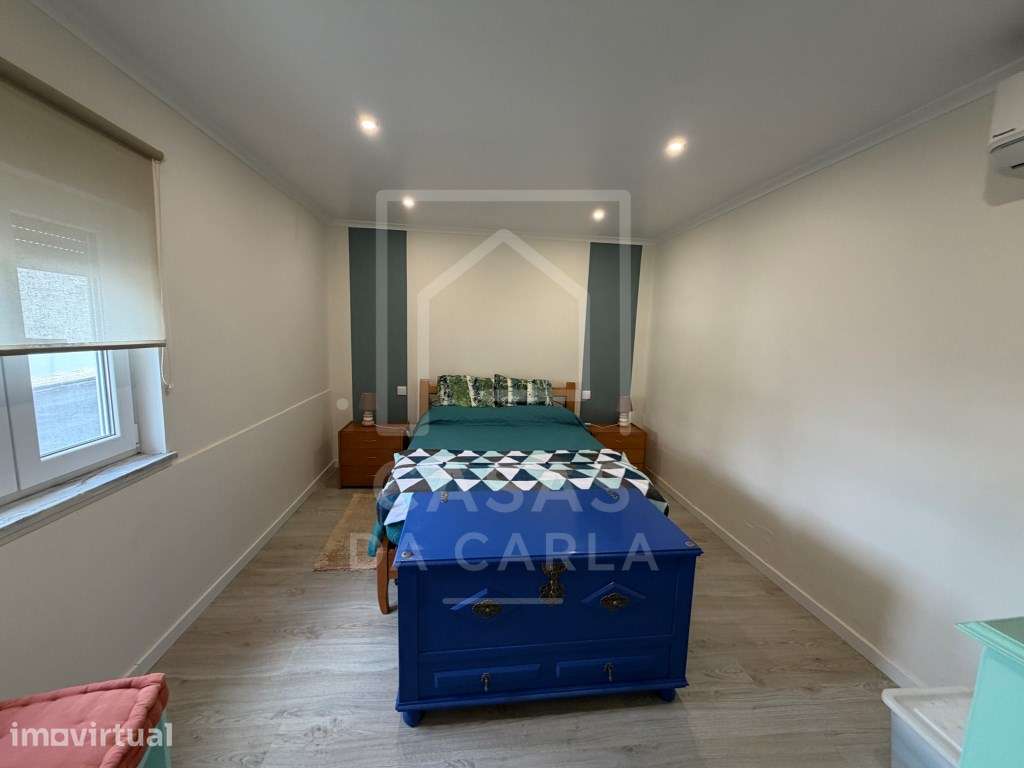 Moradia T2 com garagem e piscina completamente renovada em Canhestros - Grande imagem: 3/32