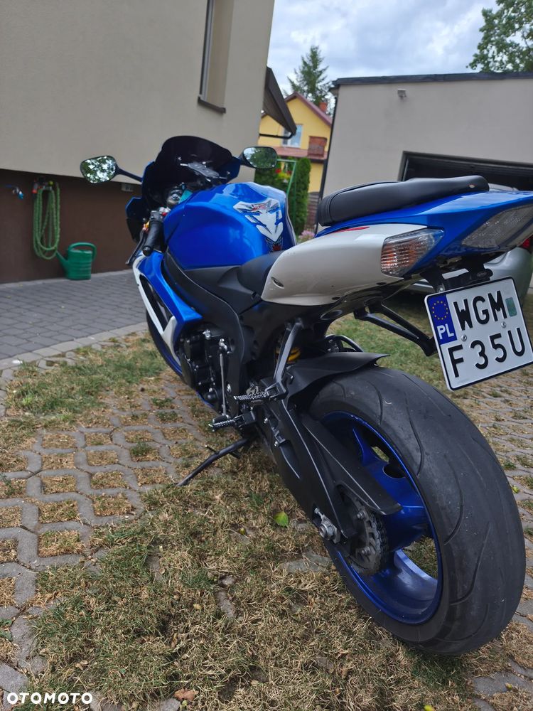 Suzuki GSX-R - 7
