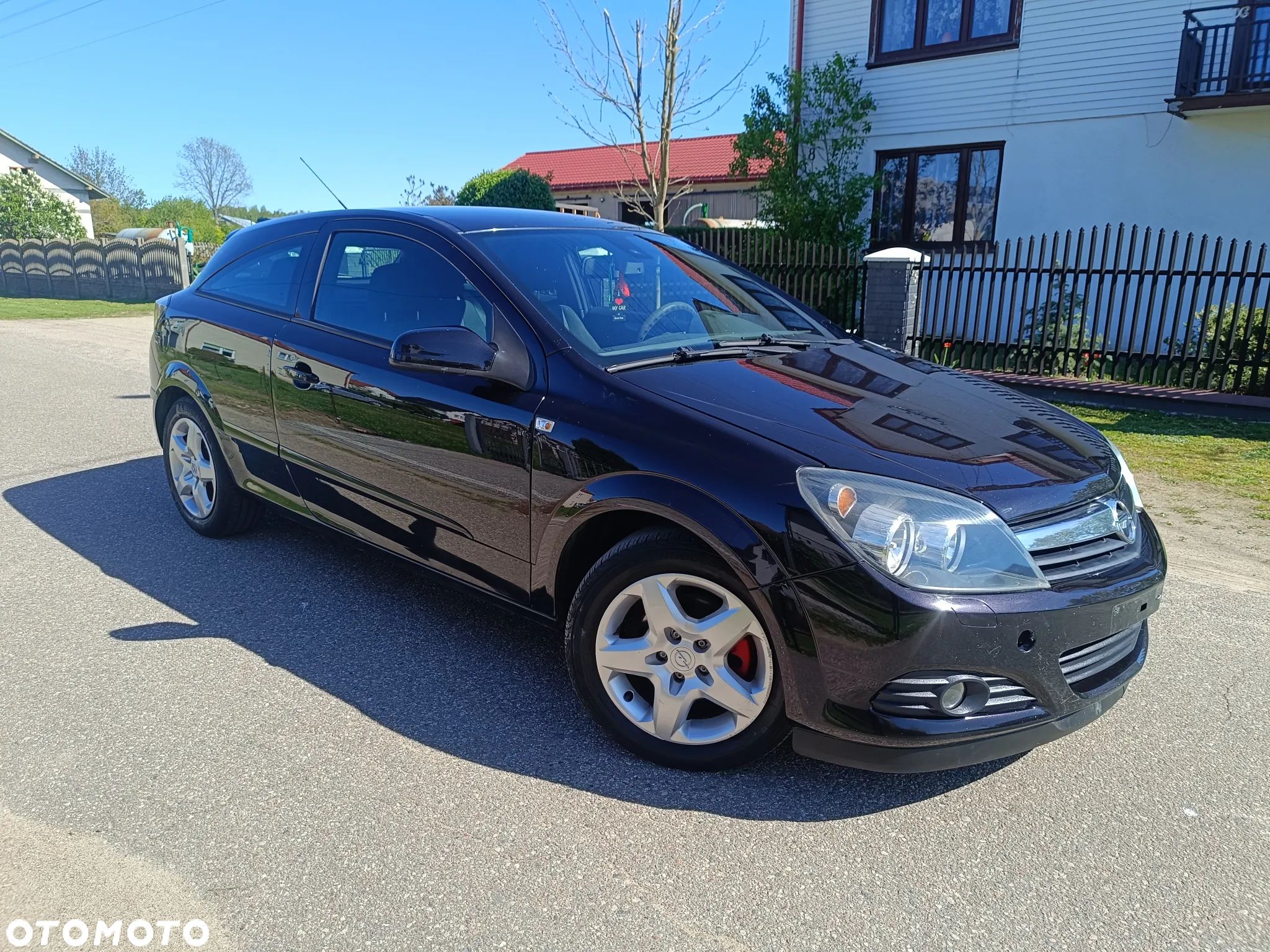 Opel Astra GTC 1.7 CDTI - 1