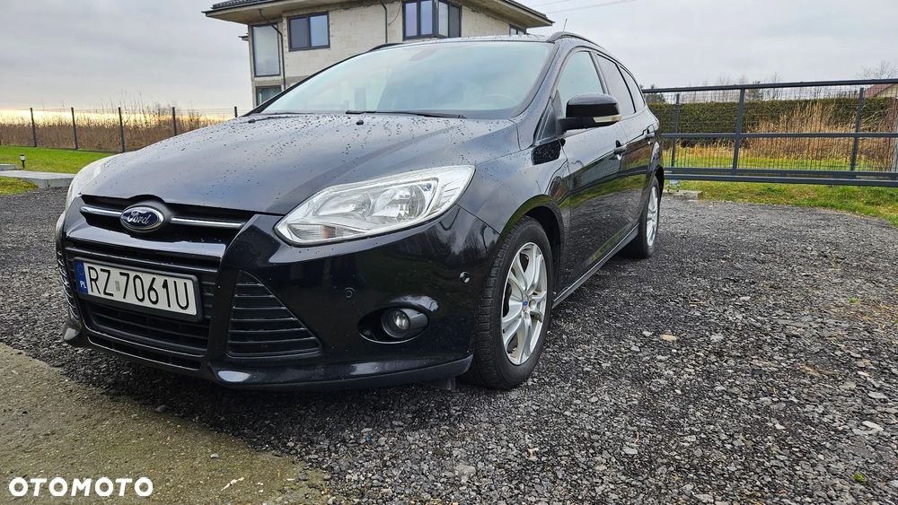 Ford Focus ver-1-6-tdci-titanium - 16