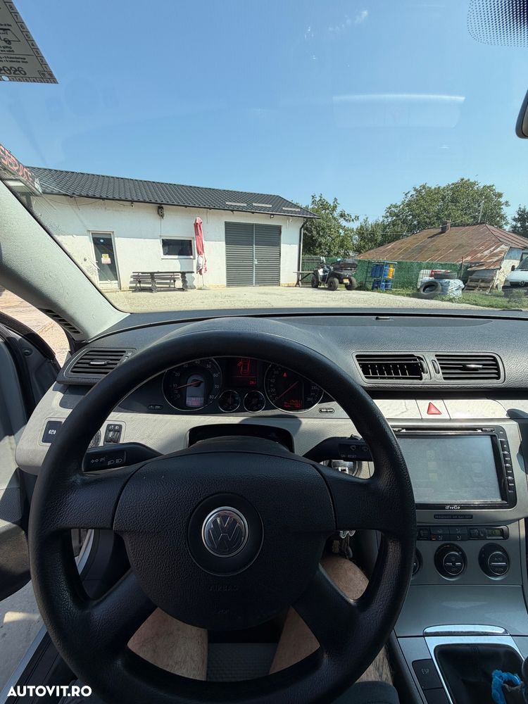 Volkswagen Passat 2.0 FSI Comfortline - 7