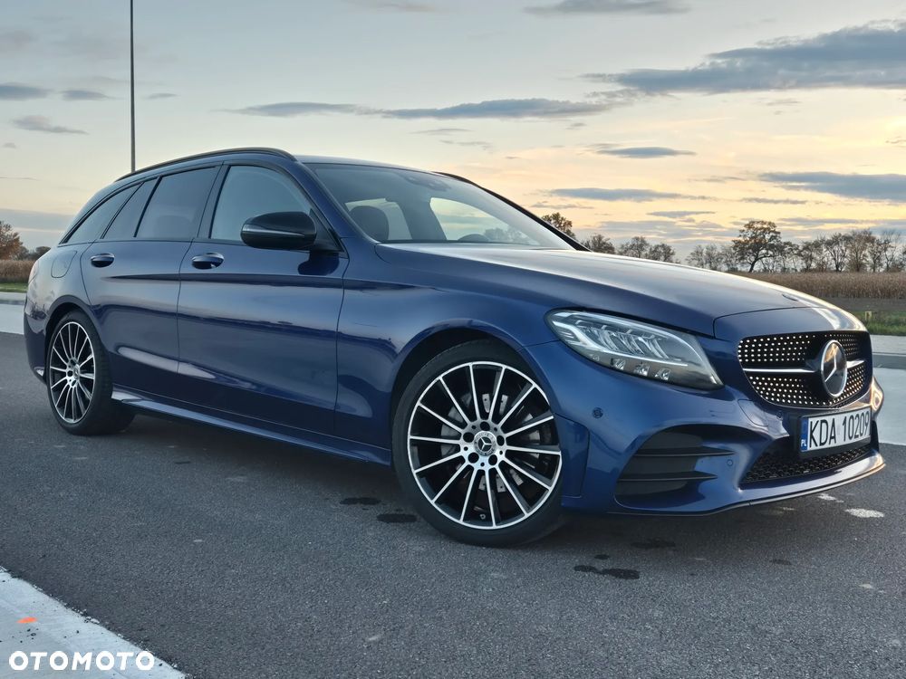 Mercedes-Benz Klasa C 220 d 4Matic T 9G-TRONIC AMG Line - 14