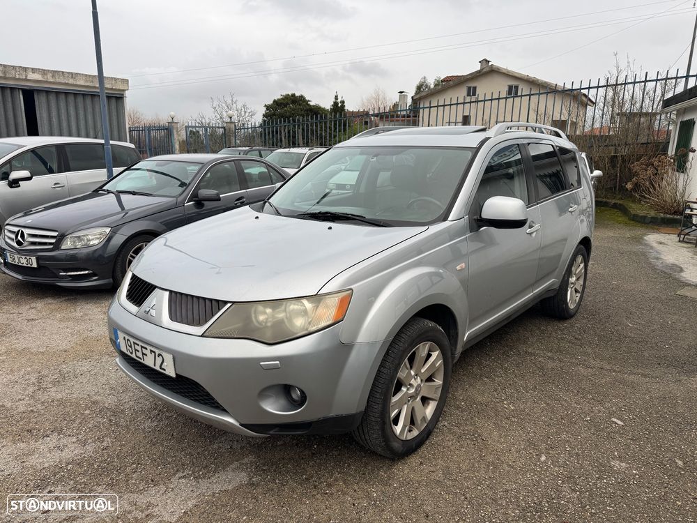 Mitsubishi Outlander 2.0 DI-D Intense+ 4WD - 1