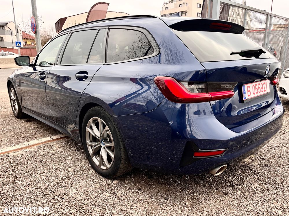 BMW Seria 3 330e Aut. Luxury Line - 8