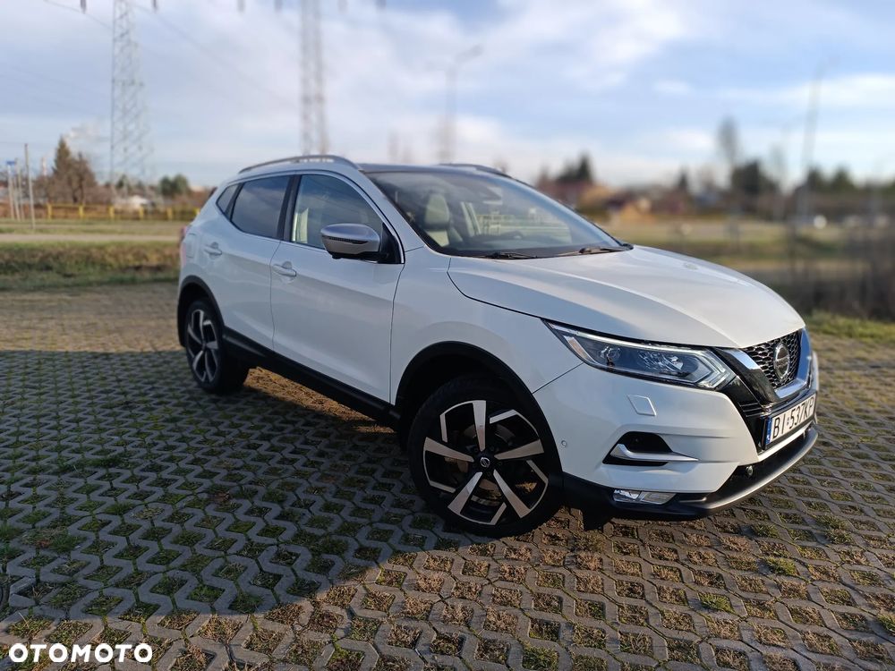 Nissan Qashqai 1.6 DCi TEKNA+ - 3