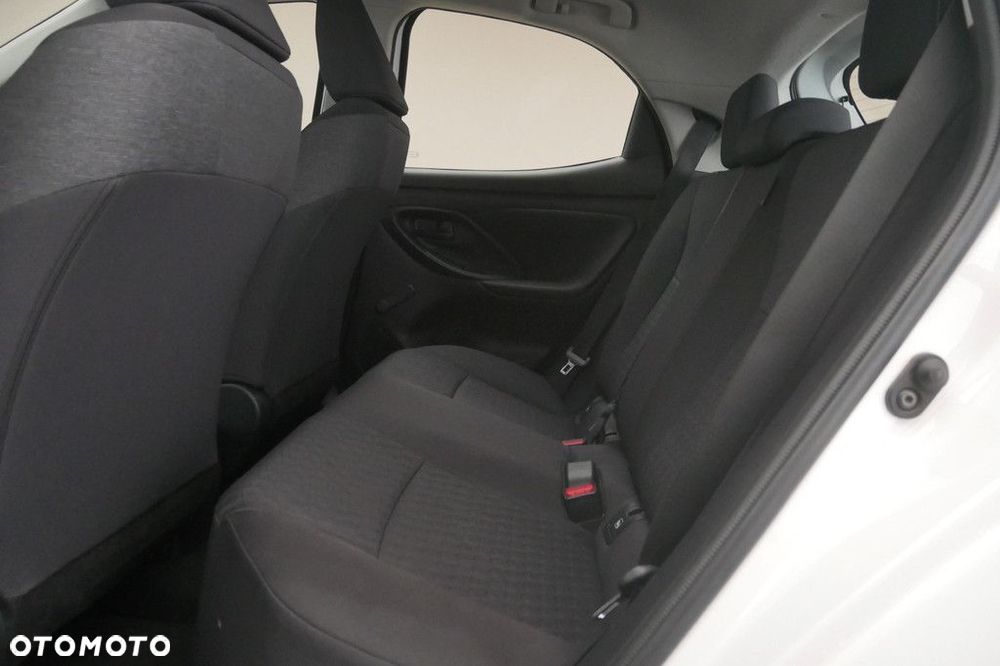 Toyota Yaris - 15