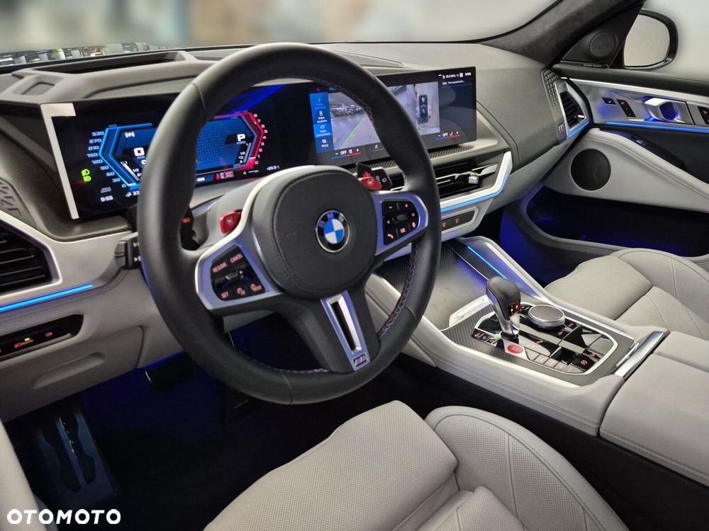 BMW XM - 10