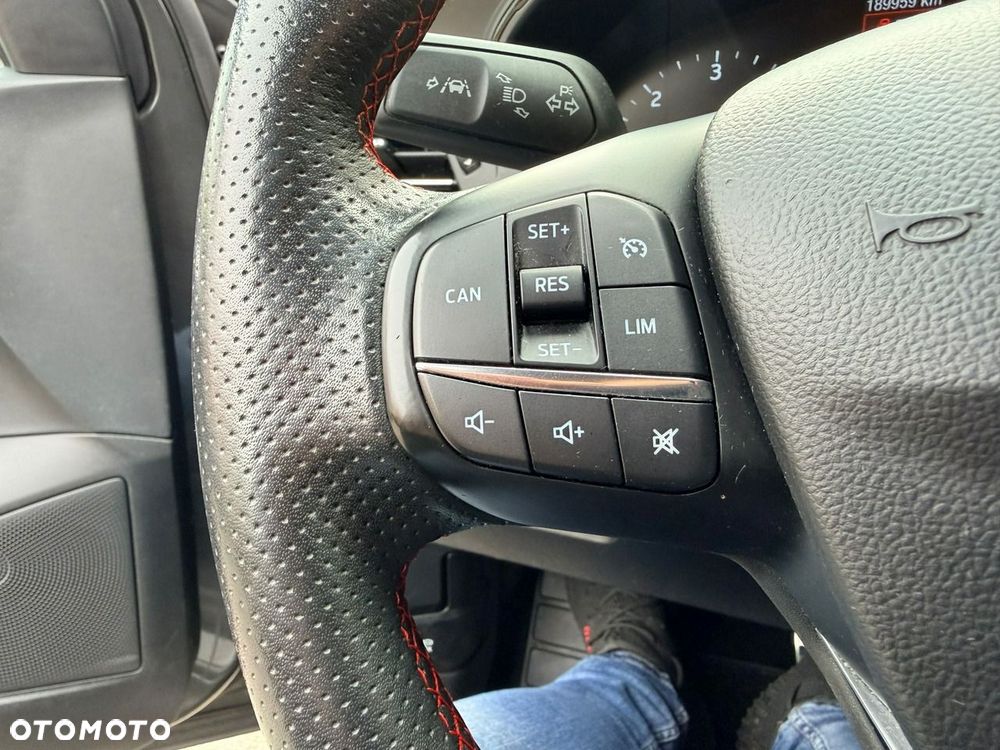 Ford Focus - 39