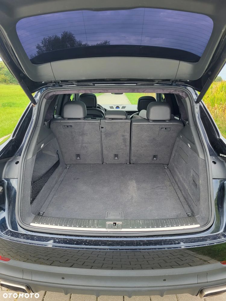 Porsche Cayenne Standard - 19