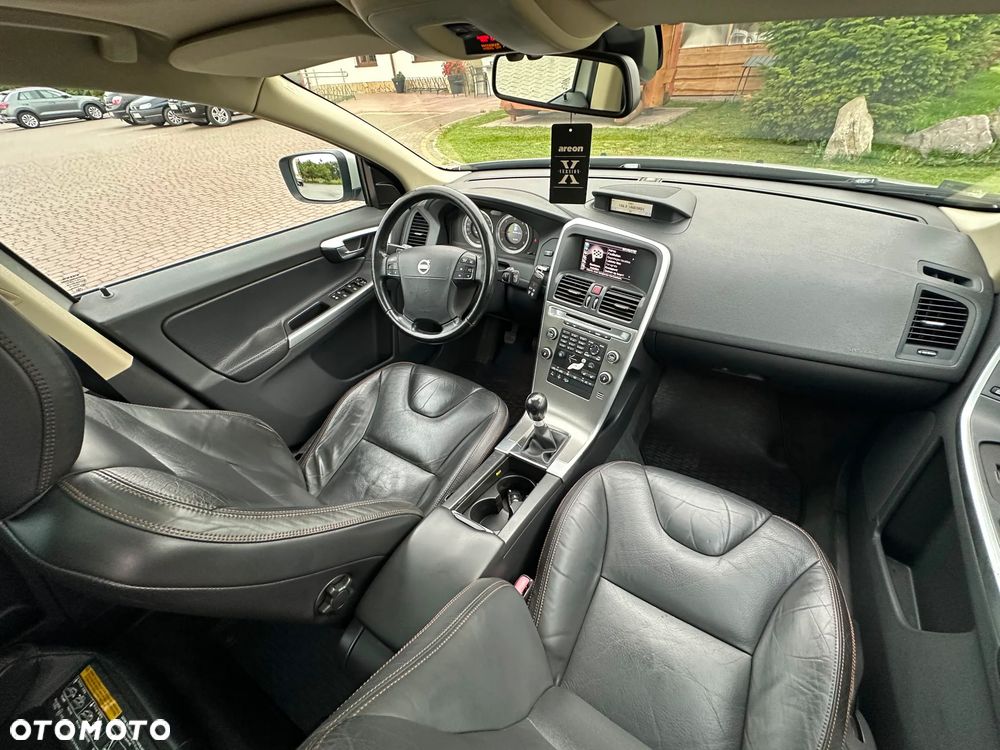 Volvo XC 60 2.4D AWD - 9