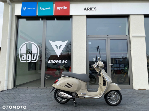 Vespa GTS