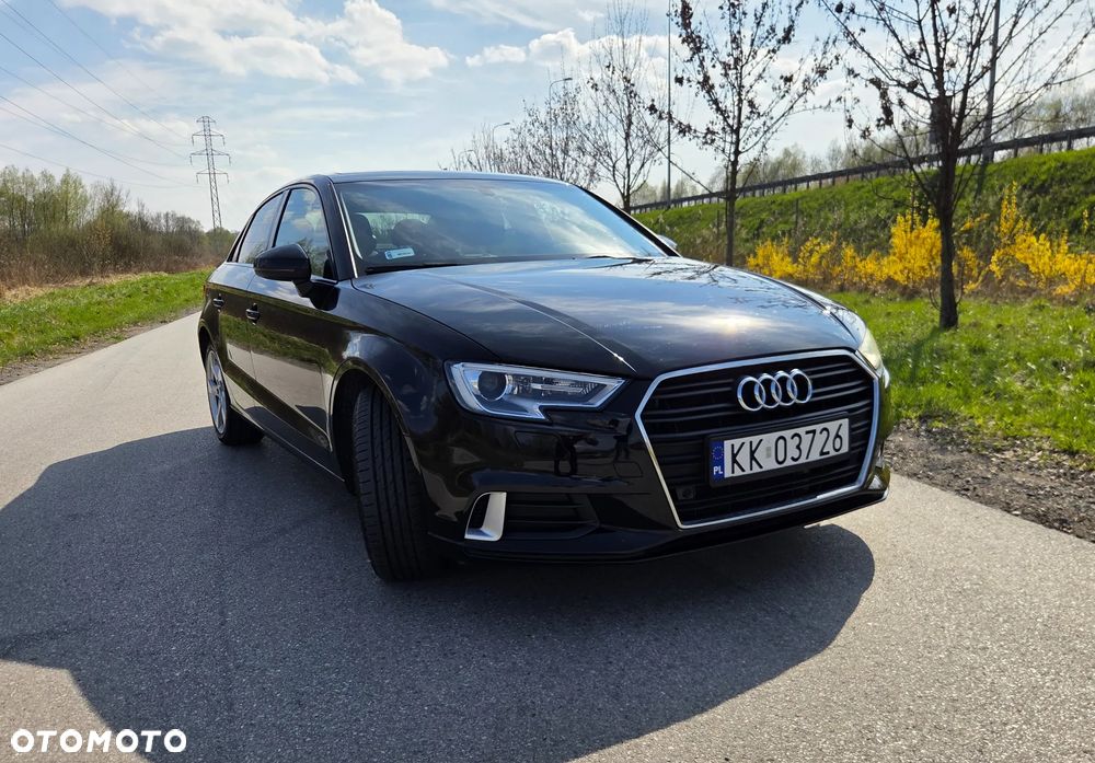Audi A3 Limousine 40 TFSI quattro S tronic advanced - 5