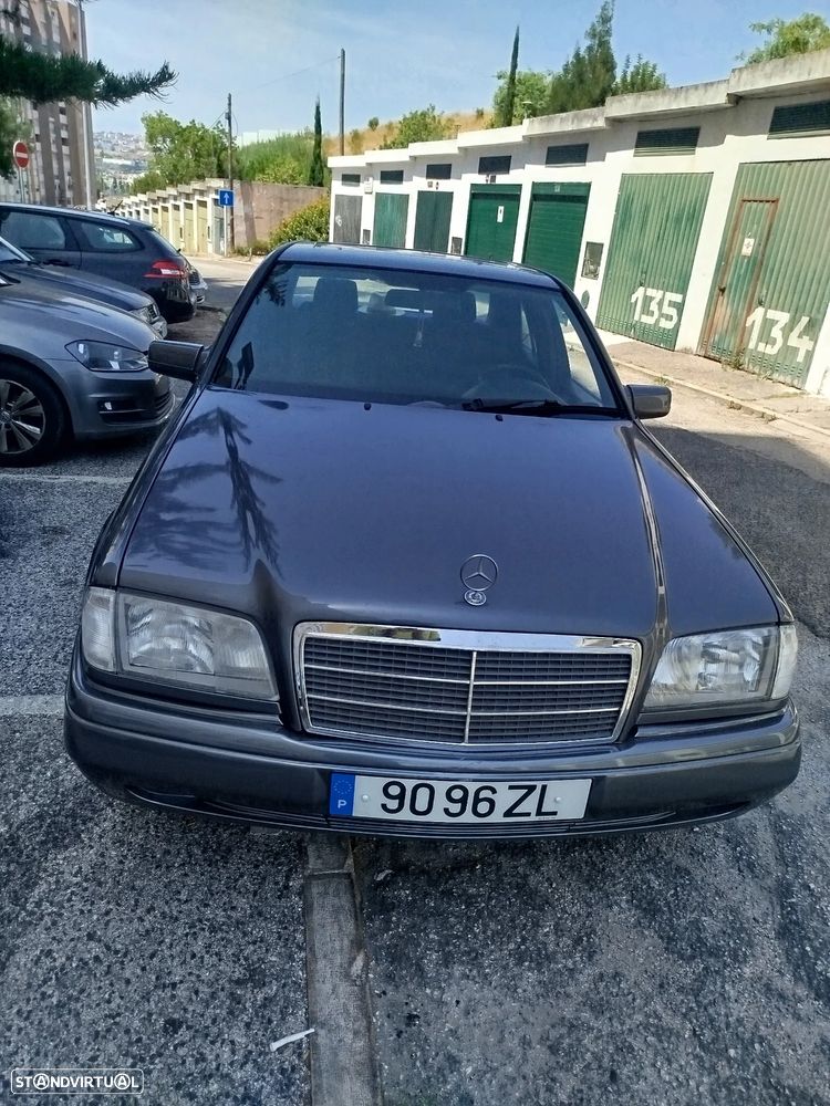 Mercedes-Benz C 220 D Elegance - 12