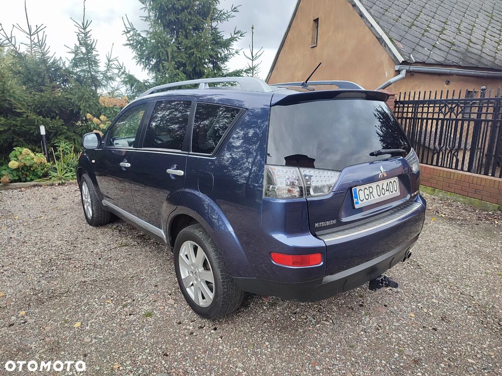 Mitsubishi Outlander 2.2 DI-D 4WD Instyle - 9