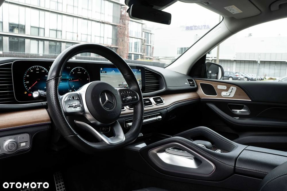 Mercedes-Benz GLE 300 d 4Matic 9G-TRONIC AMG Line - 13