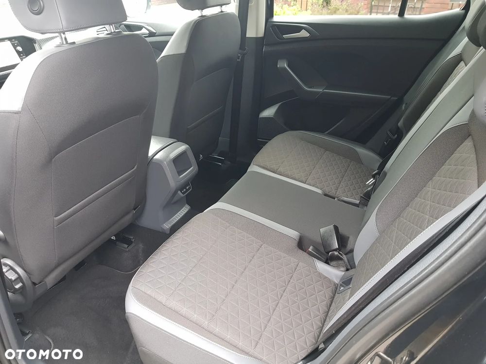 Volkswagen T-Cross 1.0 TSI Style DSG - 25