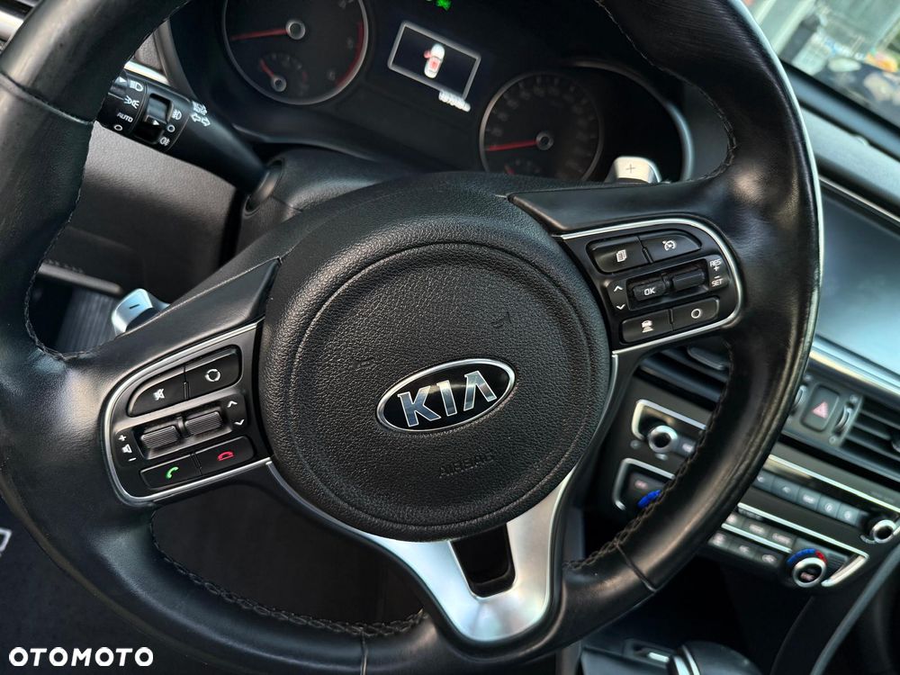 Kia Optima 1.7 CRDI XL DCT - 10
