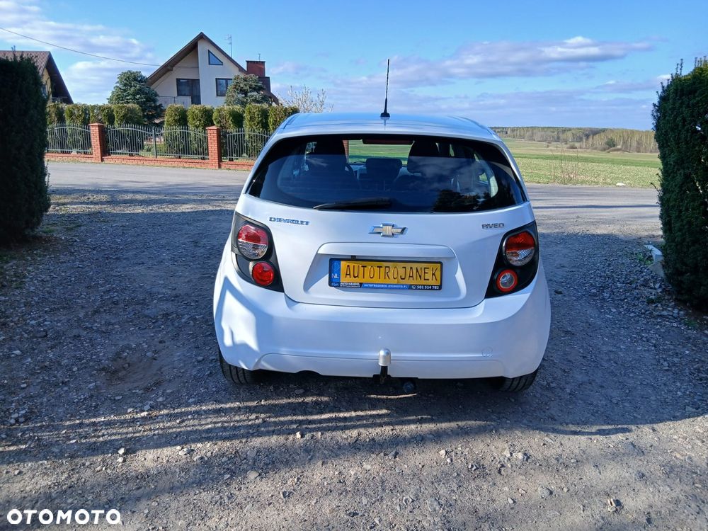 Chevrolet Aveo 1.4 16V LT - 5