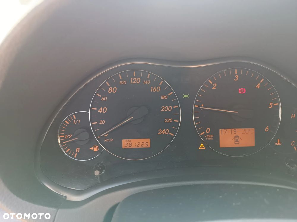 Toyota Avensis 2.2 D-4D Prestige - 7