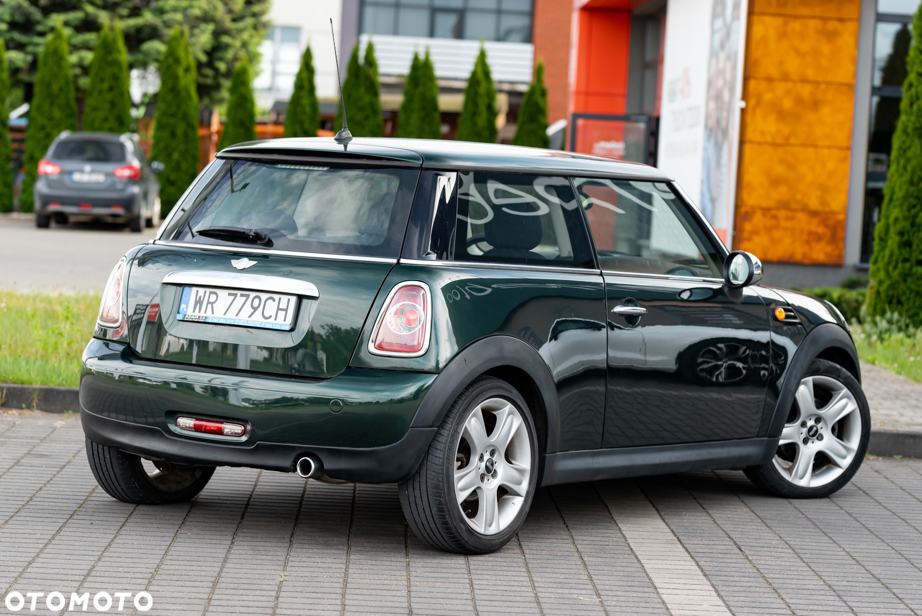 MINI ONE Standard - 8