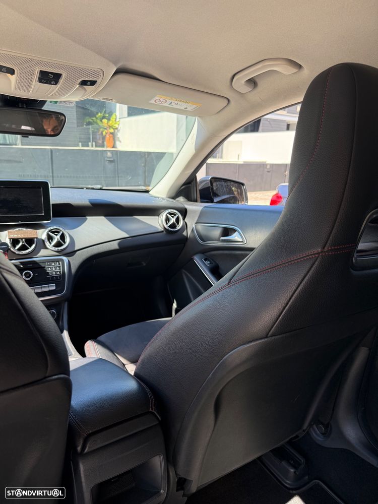 Mercedes-Benz CLA 200 d 7G-DCT - 17