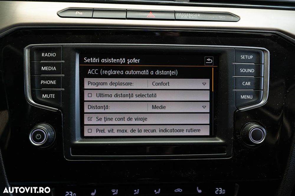 Volkswagen Passat 2.0 TDI SCR Comfortline - 18