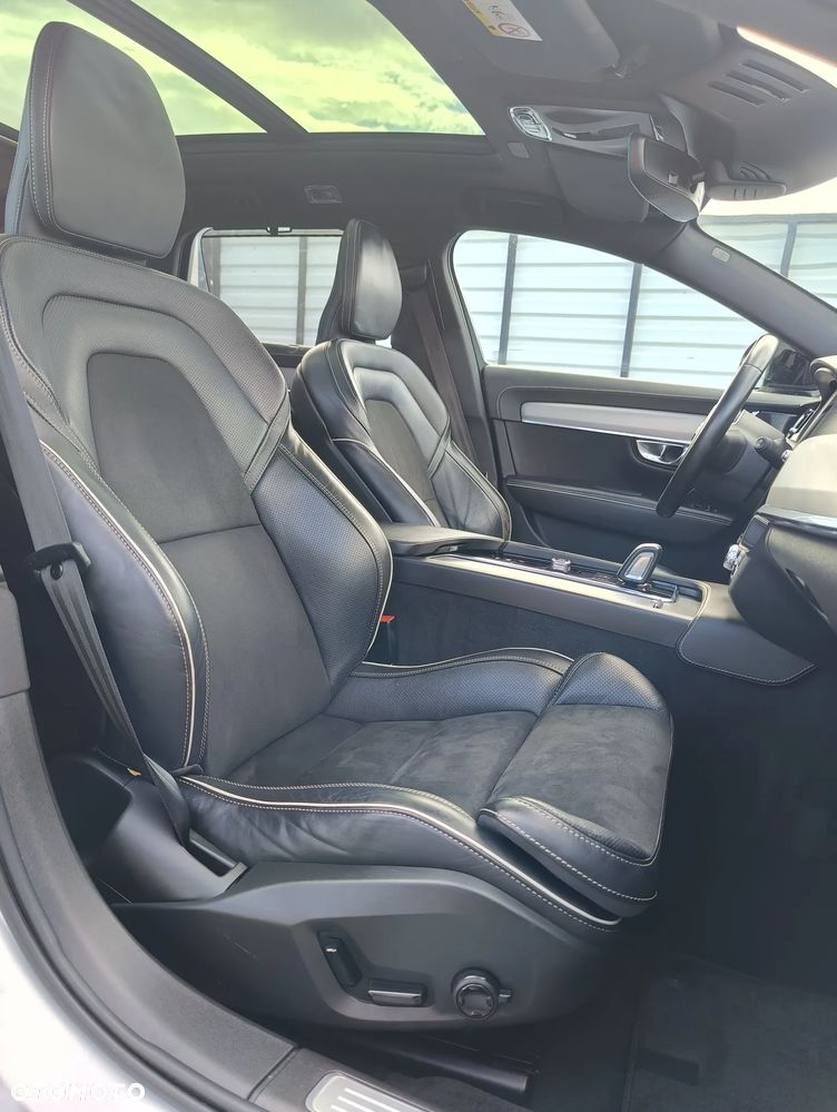 Volvo V90 - 37