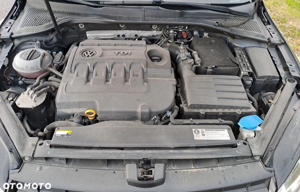 Volkswagen Golf 1.6 TDI BlueMotion Trendline - 7