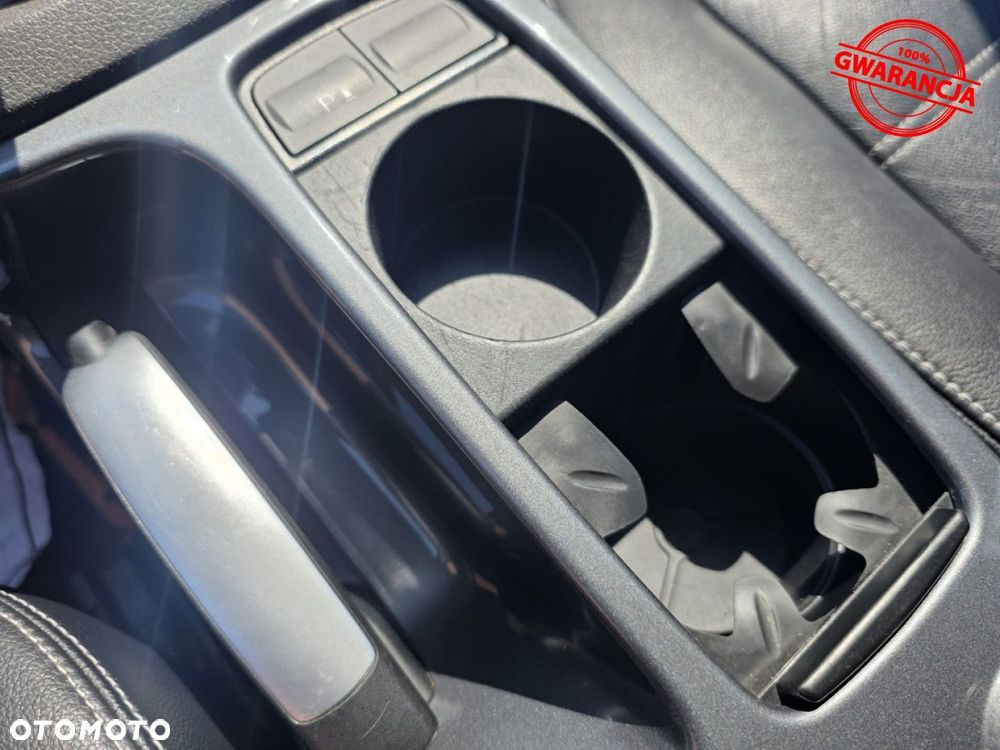 Ford Kuga - 35