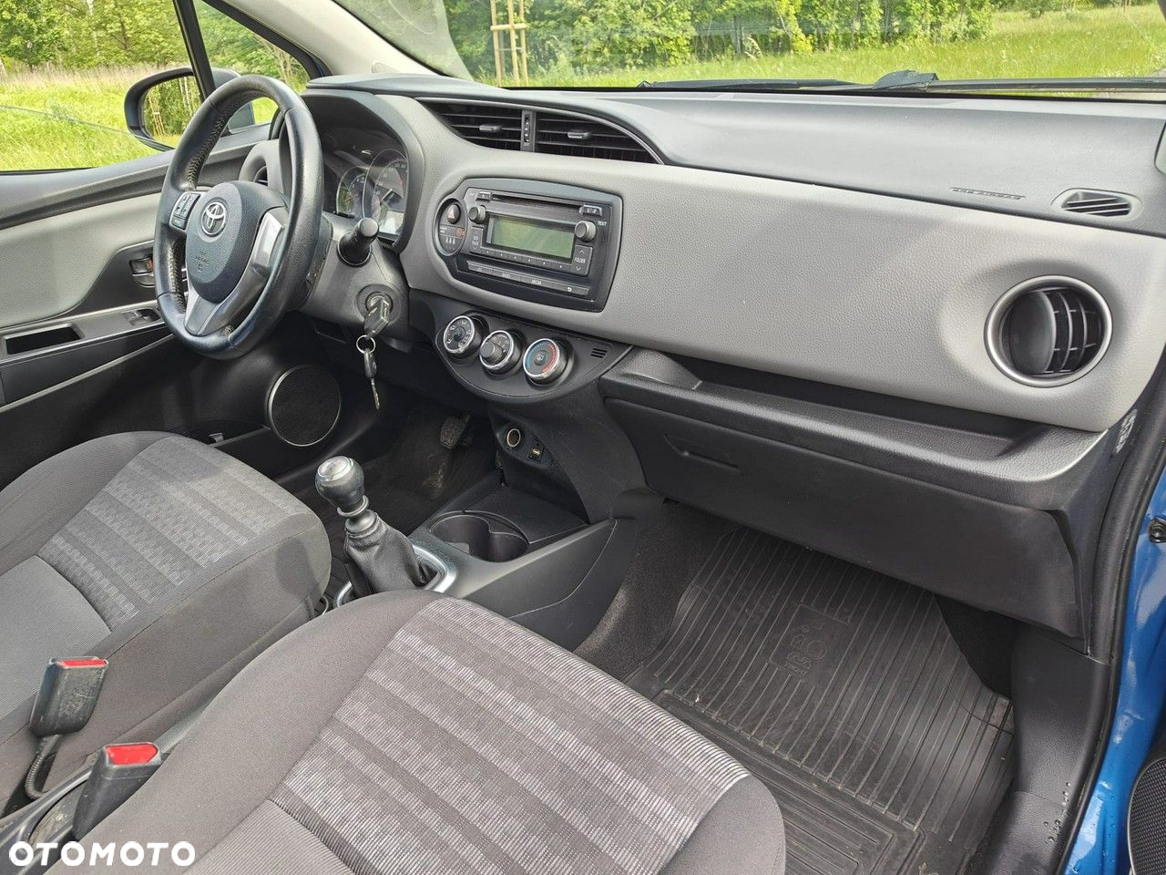 Toyota Yaris - 10