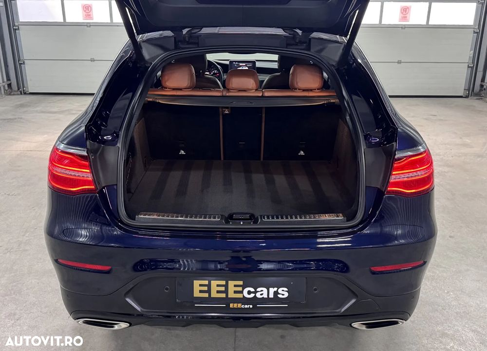 Mercedes-Benz GLC Coupe 250 4Matic 9G-TRONIC AMG Line - 18