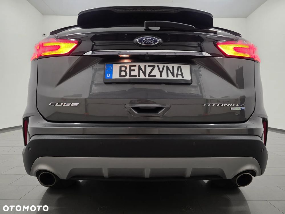 Ford Edge 2.0 EcoBlue Bi-Turbo 4x4 Titanium - 36
