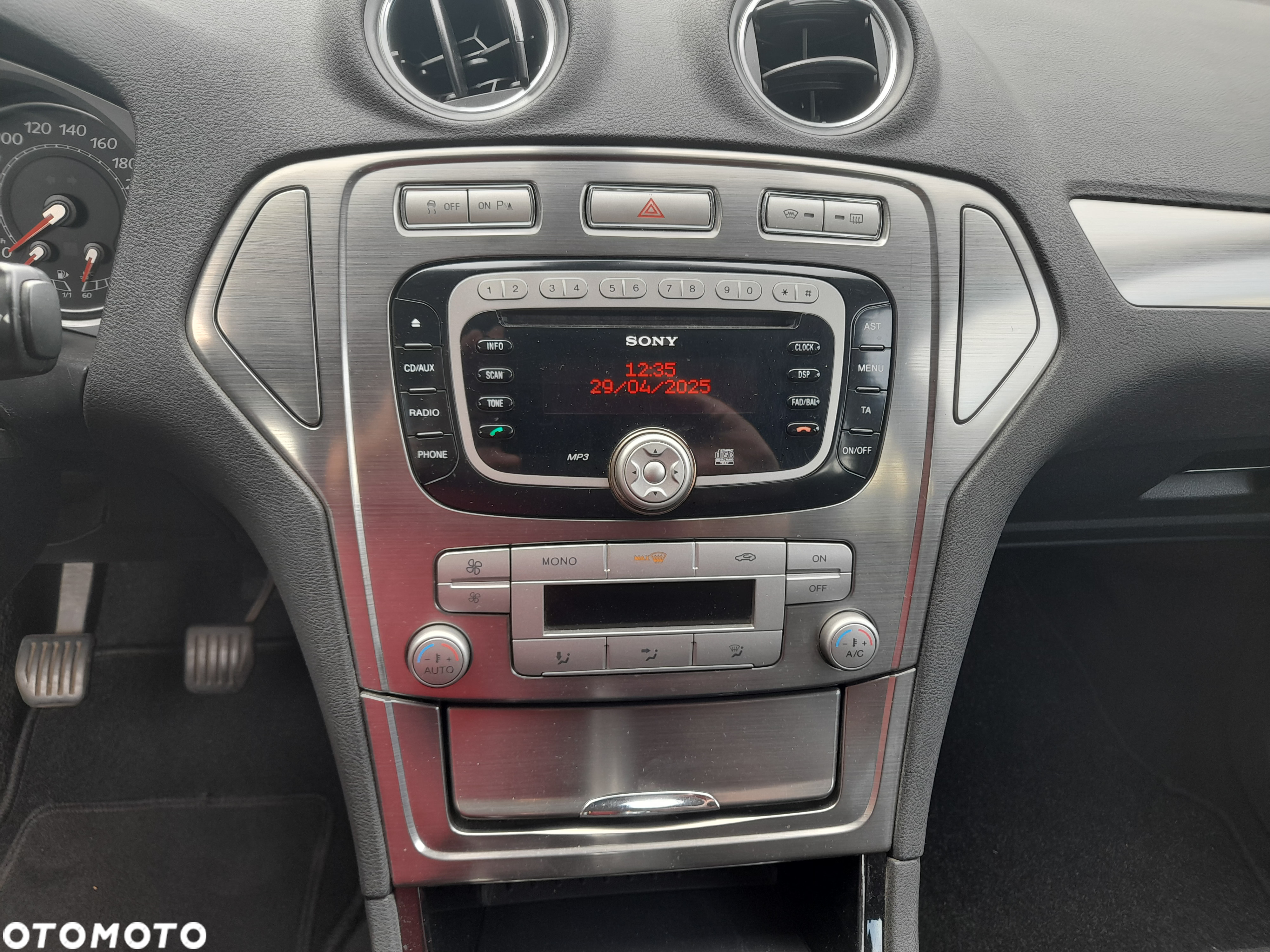Ford Mondeo 2.0 Titanium - 15