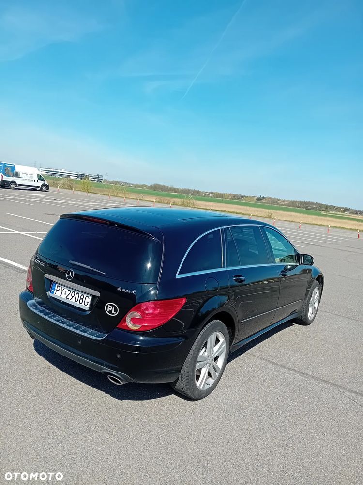 Mercedes-Benz Klasa R 320 CDI L 4-Matic - 14
