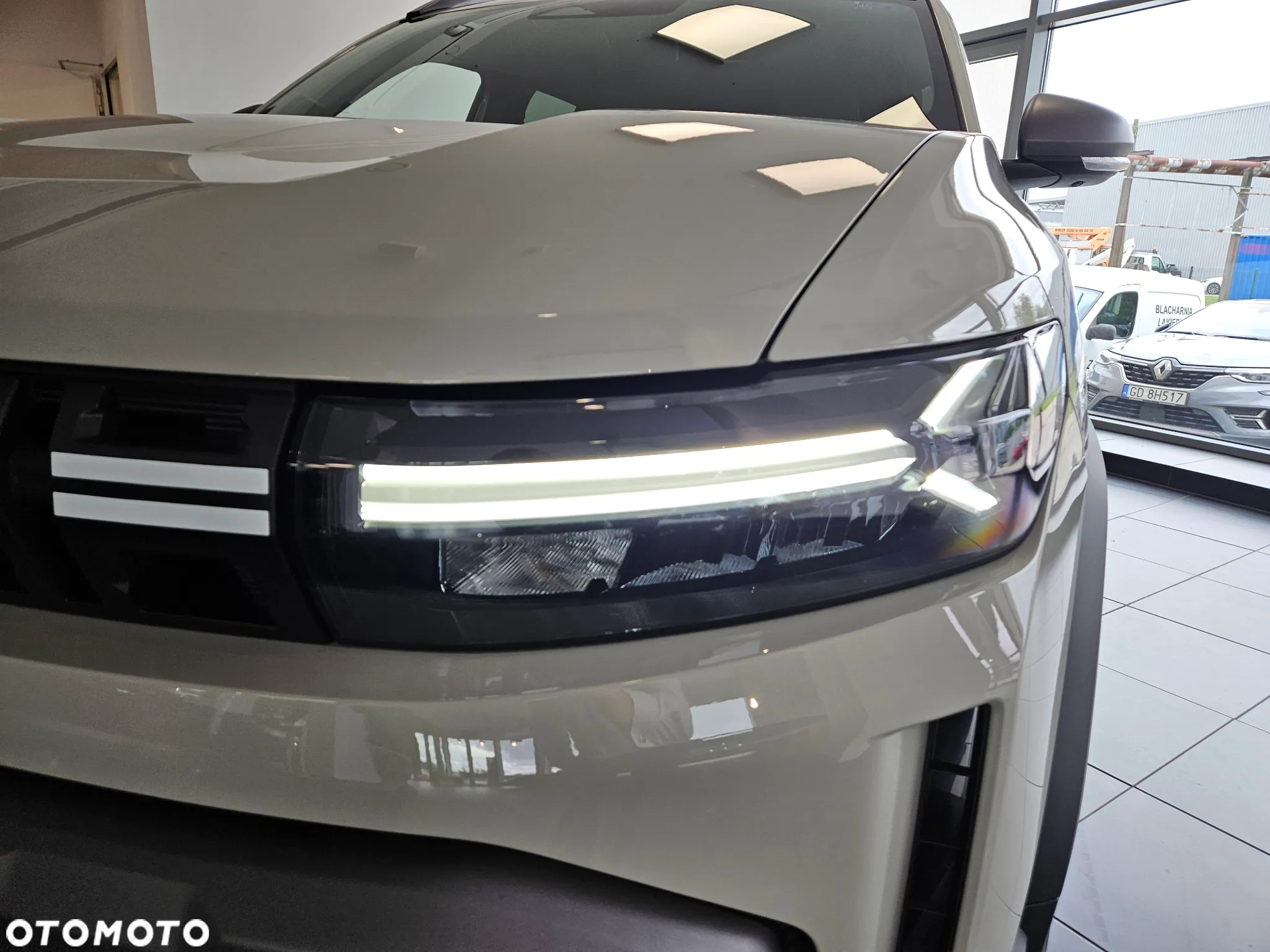 Dacia Duster 1.6 Full Hybrid 140 Journey MMT - 7