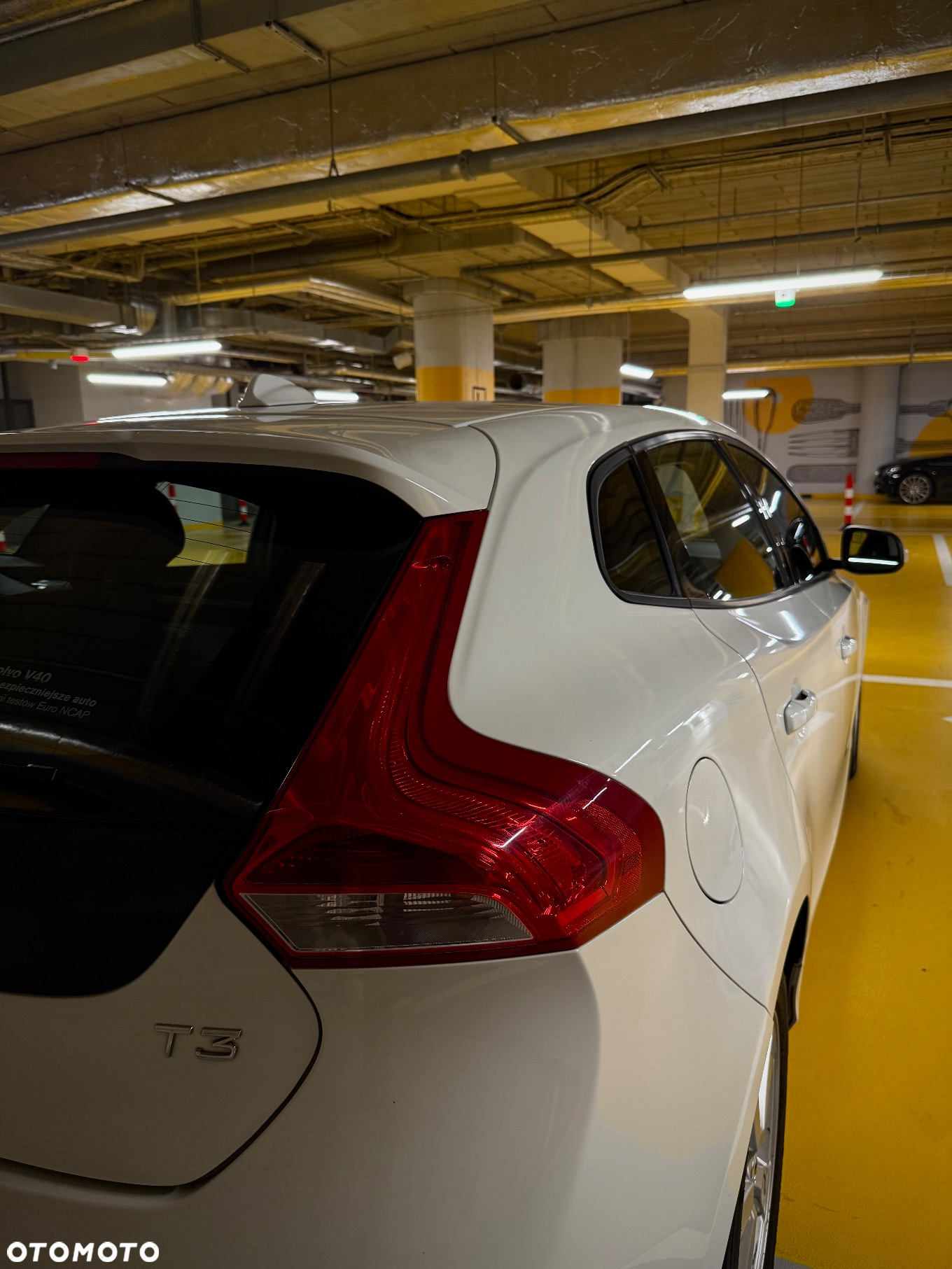 Volvo V40 T3 Drive-E Kinetic - 18