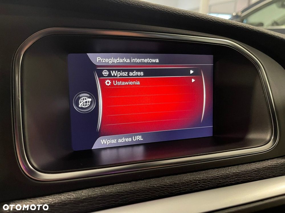 Volvo V40 T4 Drive-E R-Design Momentum - 17