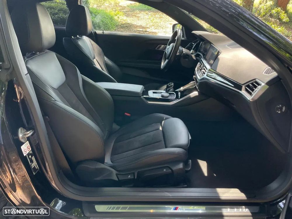 BMW 220 i Coupe Pack M Auto - 34