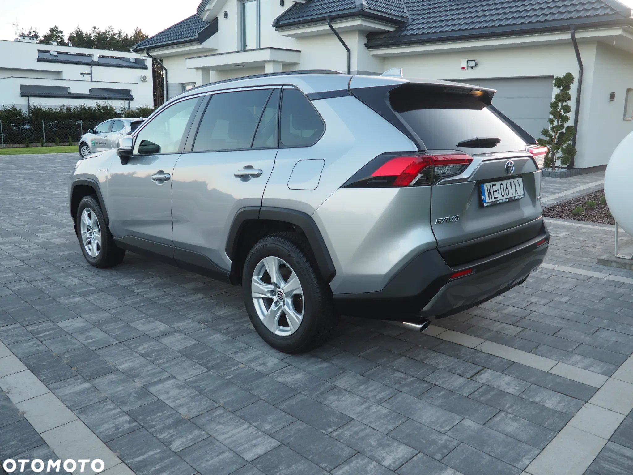 Toyota RAV4 2.5 Hybrid Comfort 4x2 - 23