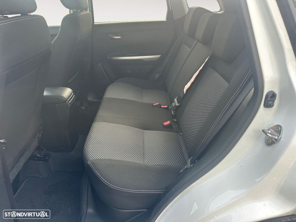 Suzuki Vitara - 13