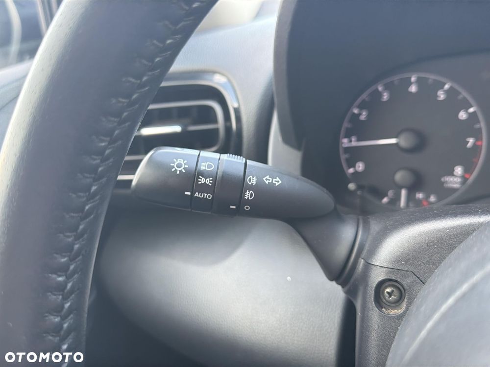 Toyota Yaris - 18