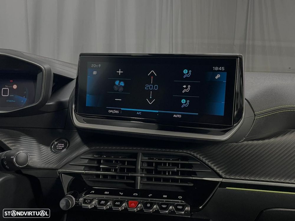 Peugeot 2008 1.2 PureTech GT Line EAT8 - 16