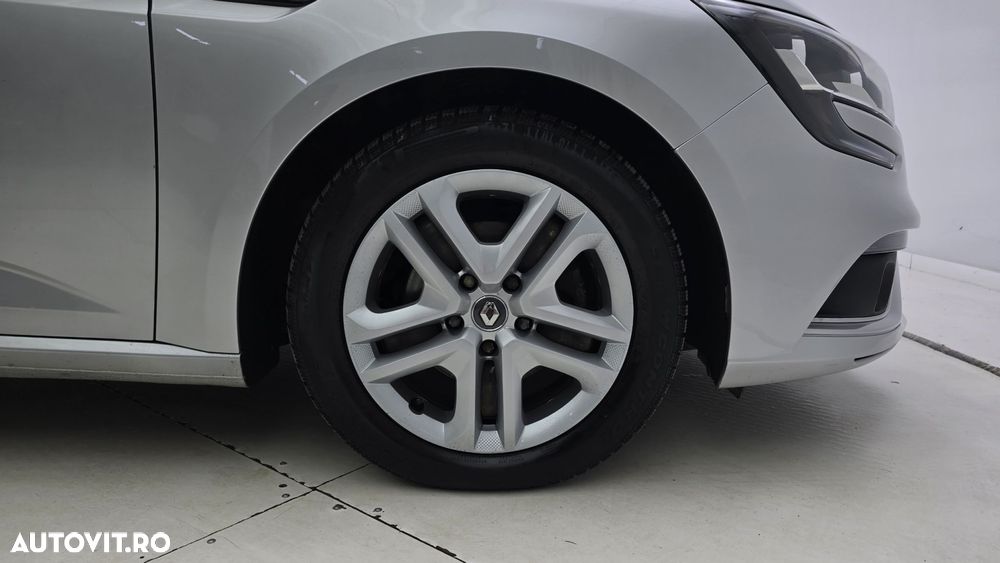 Renault Megane - 23