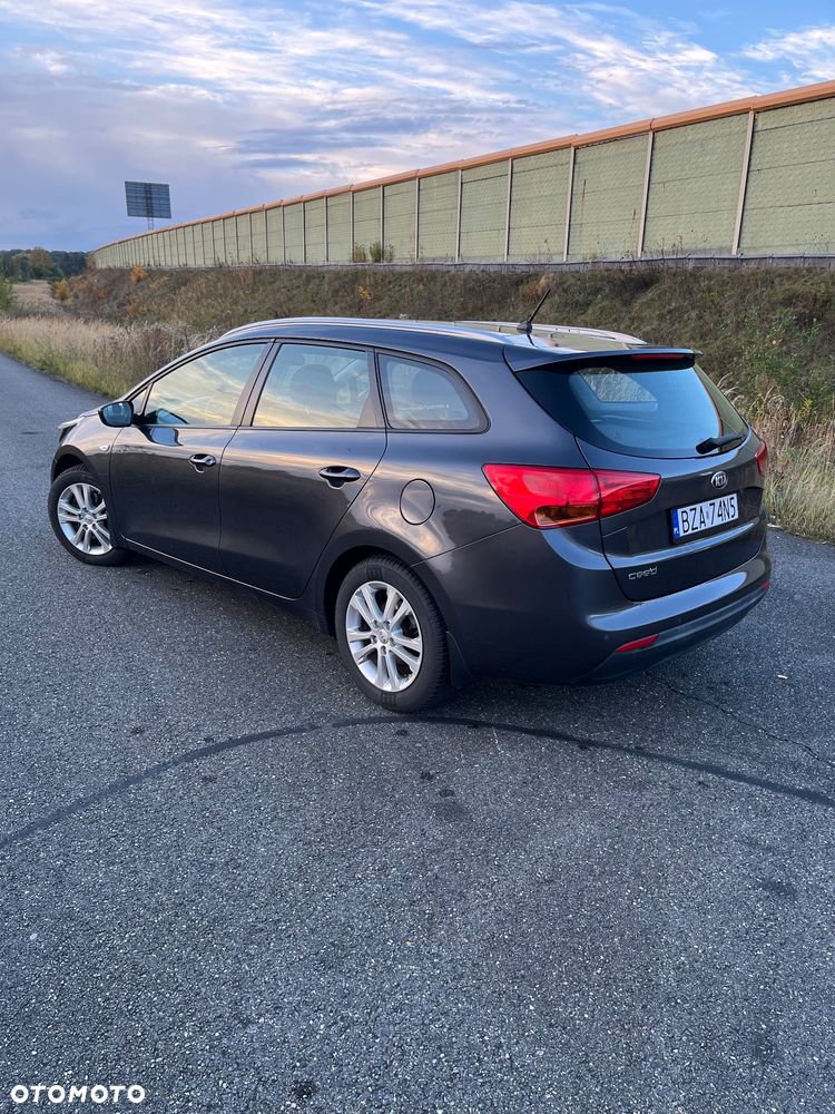 Kia Ceed 1.4 Business Line - 9