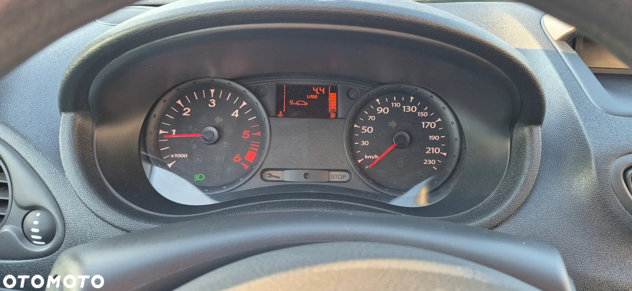 Renault Clio - 8